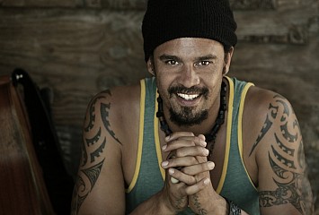 Michael Franti and Spearhead