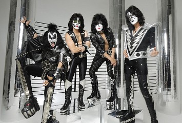 KISS